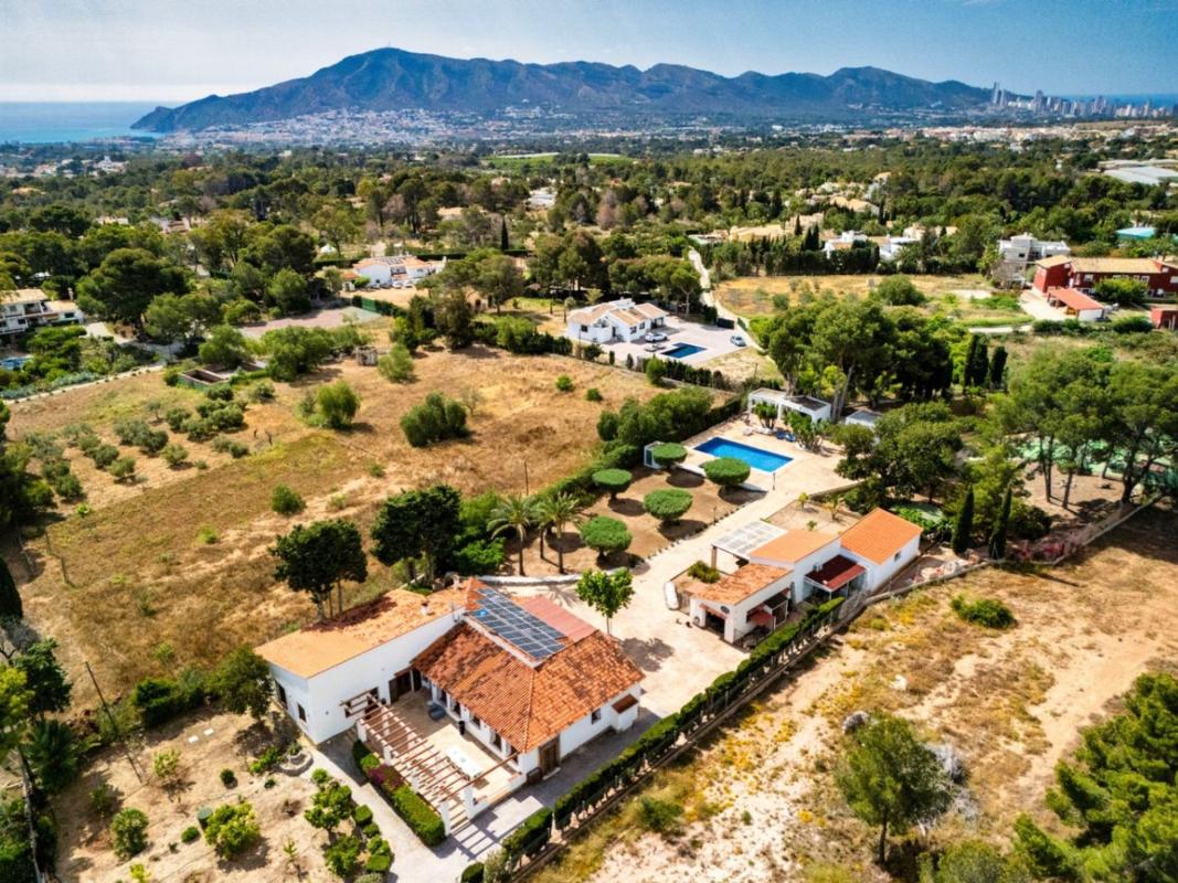 Properties for sale and rent in Spain photo 1