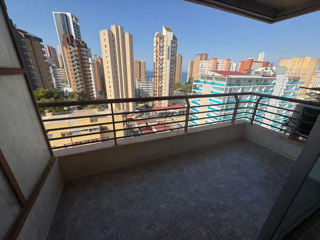 Sprzedaż mieszkania w Piso en Calle de Londres, Zona Sierra Helada, Benidorm, Benidorm
photo 1