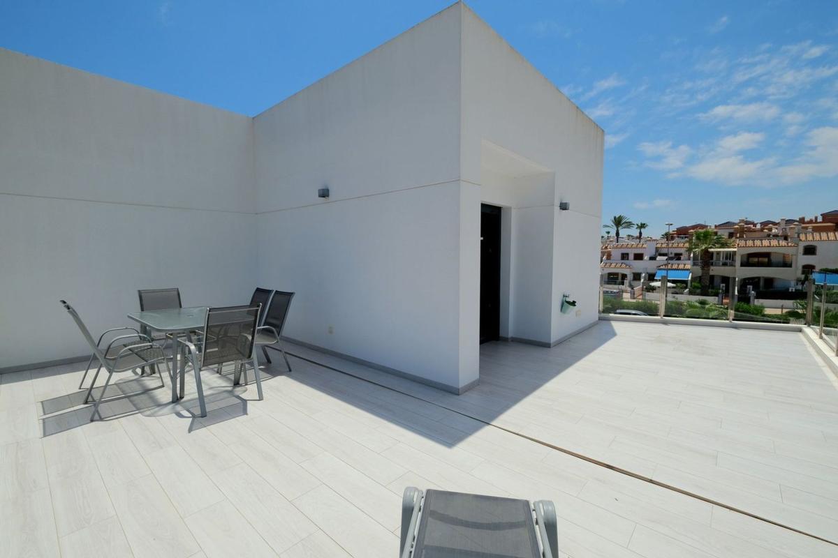 Продажа квартиры на Piso en Villamartín, Orihuela, Ориуэла
 photo 3