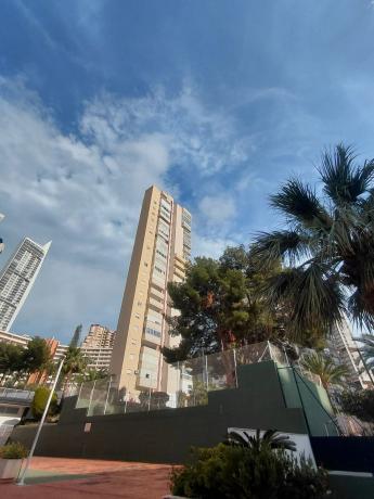Продажа квартиры на Piso en Avenida de Montecarlo, Zona Sierra Helada, Benidorm, Бенидорм
thumbnail 1