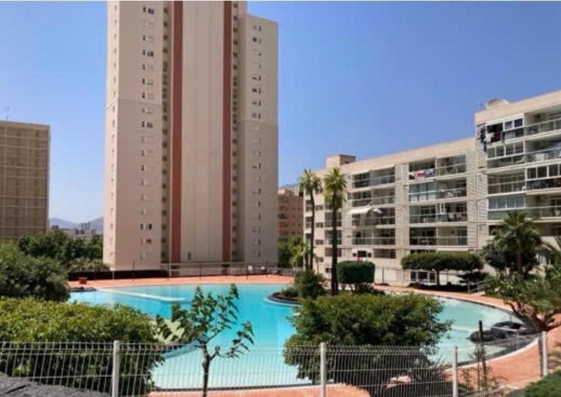 Venta de piso en Piso en Calle de Londres, Zona Sierra Helada, Benidorm, Benidorm
photo 1