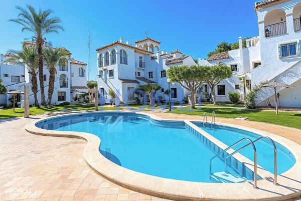 Duplex en venta en Dúplex en Villamartín, Orihuela, Orihuela photo 1
