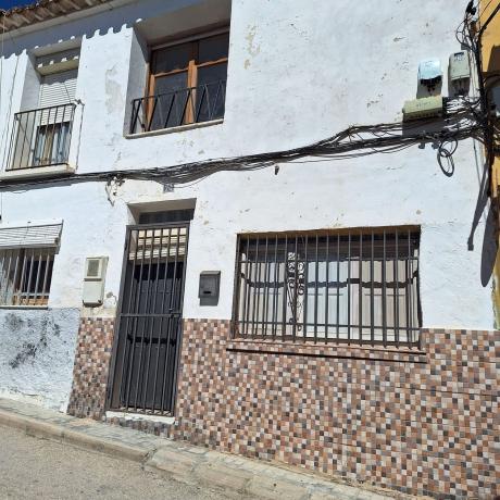 Chalet adosado en Sax photo 1