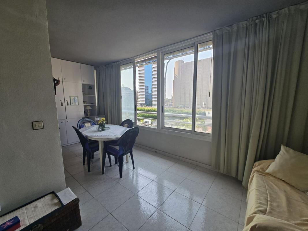 Sprzedaż mieszkania w Piso en Playa de Levante, Benidorm, Benidorm
 photo 4