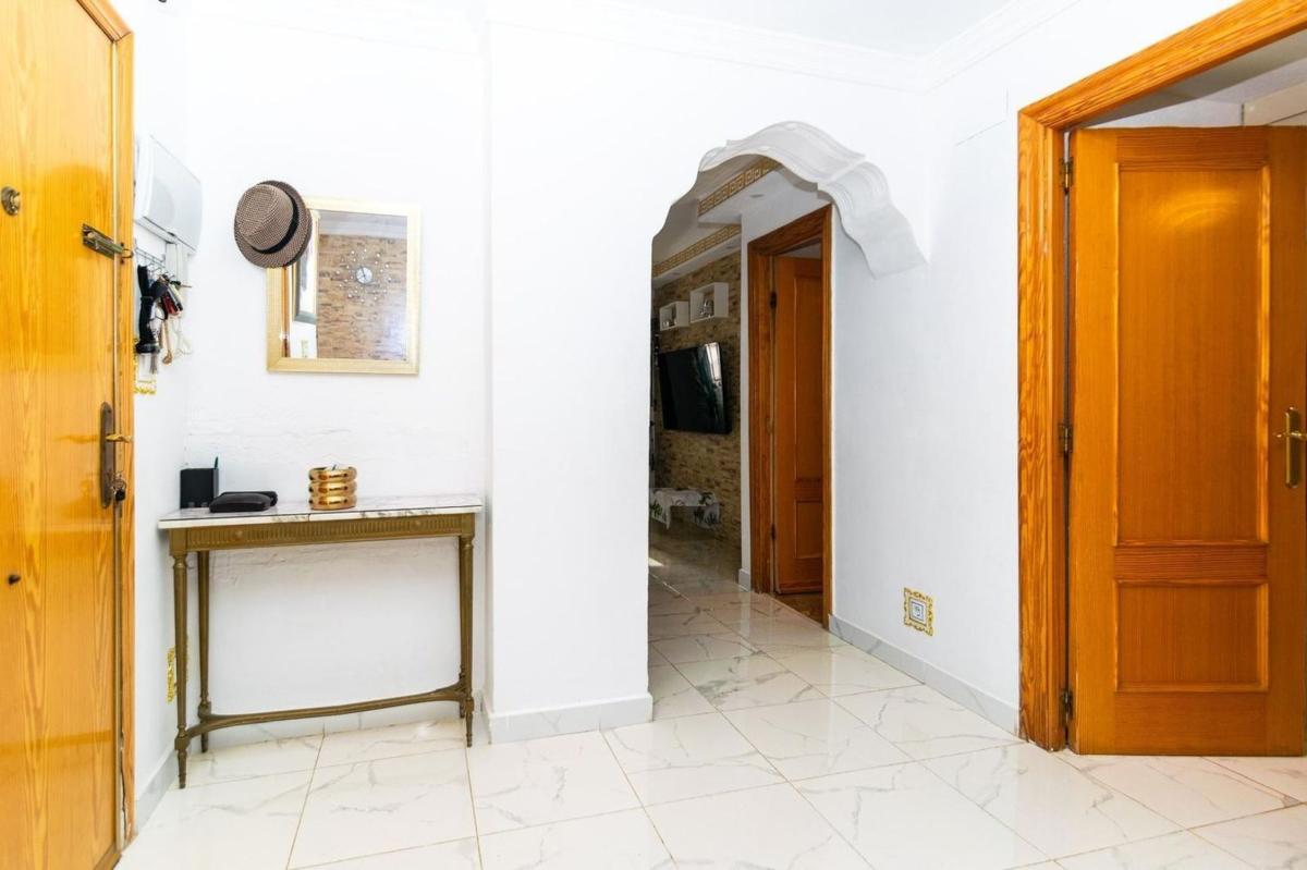 Sprzedaż mieszkania w Piso en Calle Irlanda, Pueblo Levante, Benidorm, Benidorm
photo 1