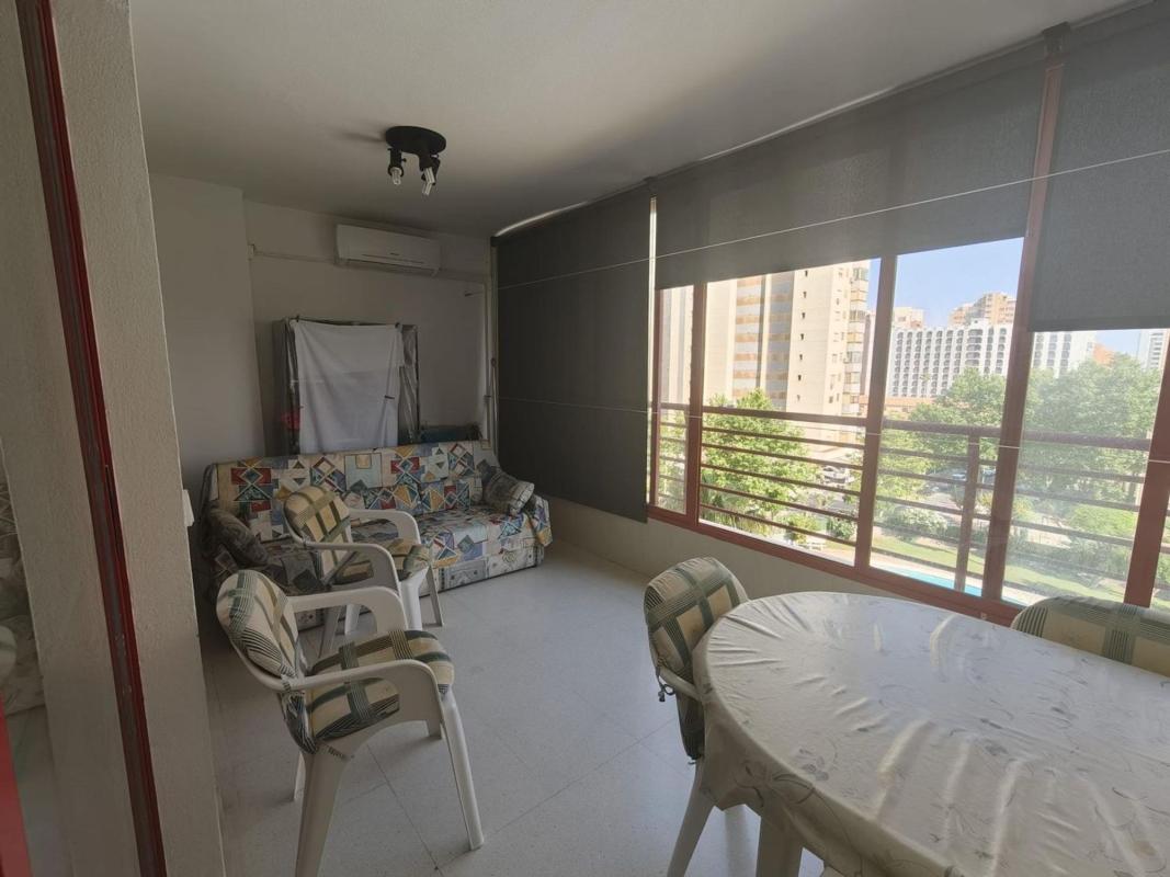 Venta de piso en Piso en Avenida de Andalucía, Pueblo Levante, Benidorm, Benidorm
 photo 2