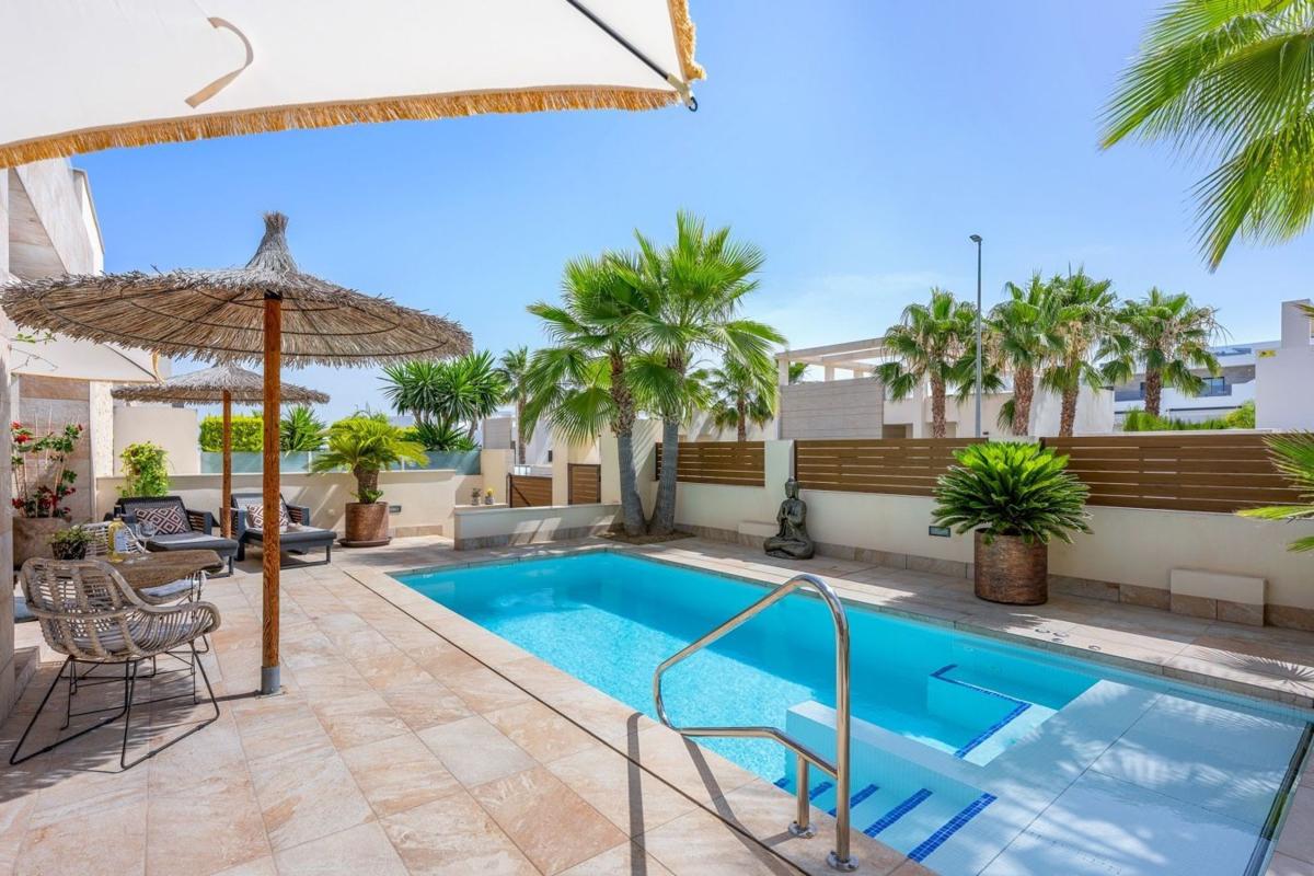 Properties for sale and rent in Spain photo 4