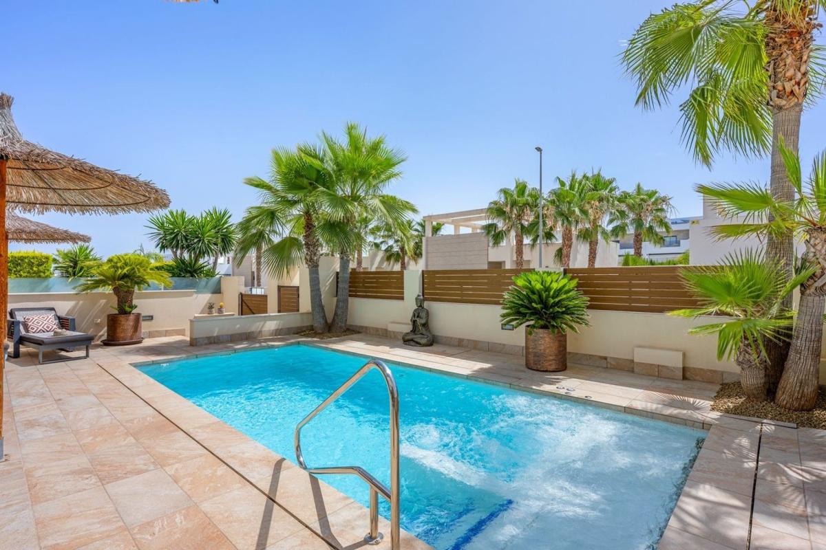 Properties for sale and rent in Spain photo 5