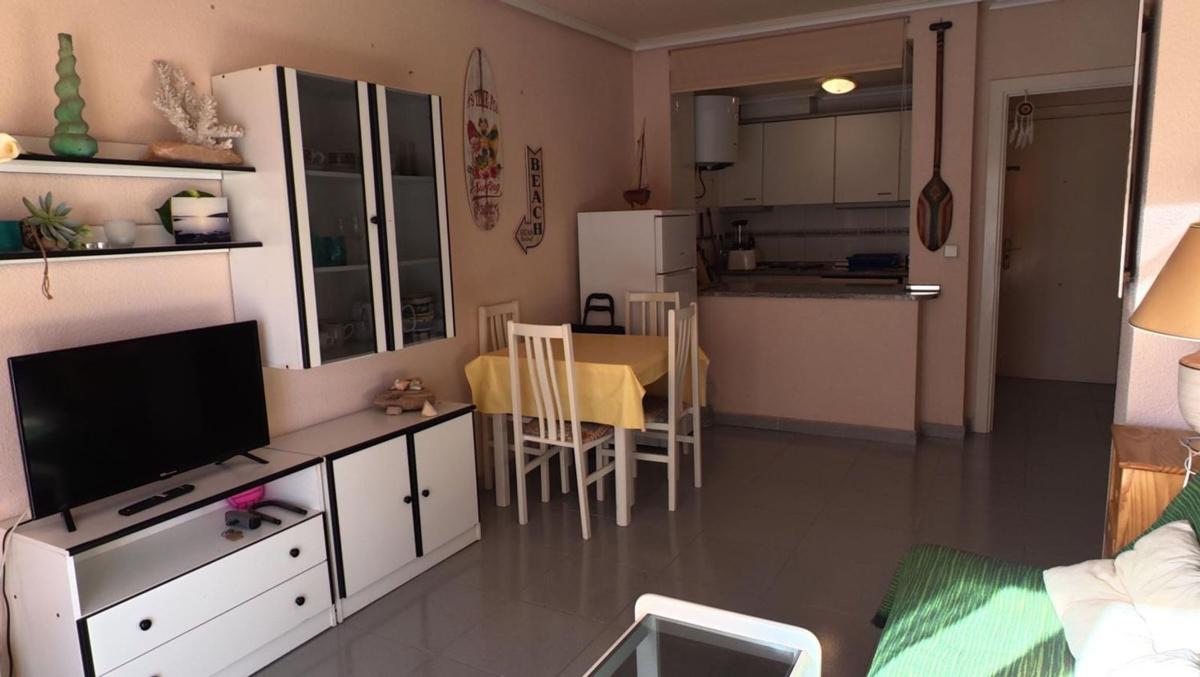 Sale of apartment in Piso en Calle Pleamar, 21, Punta Prima, Torrevieja, Torrevieja
photo 2
