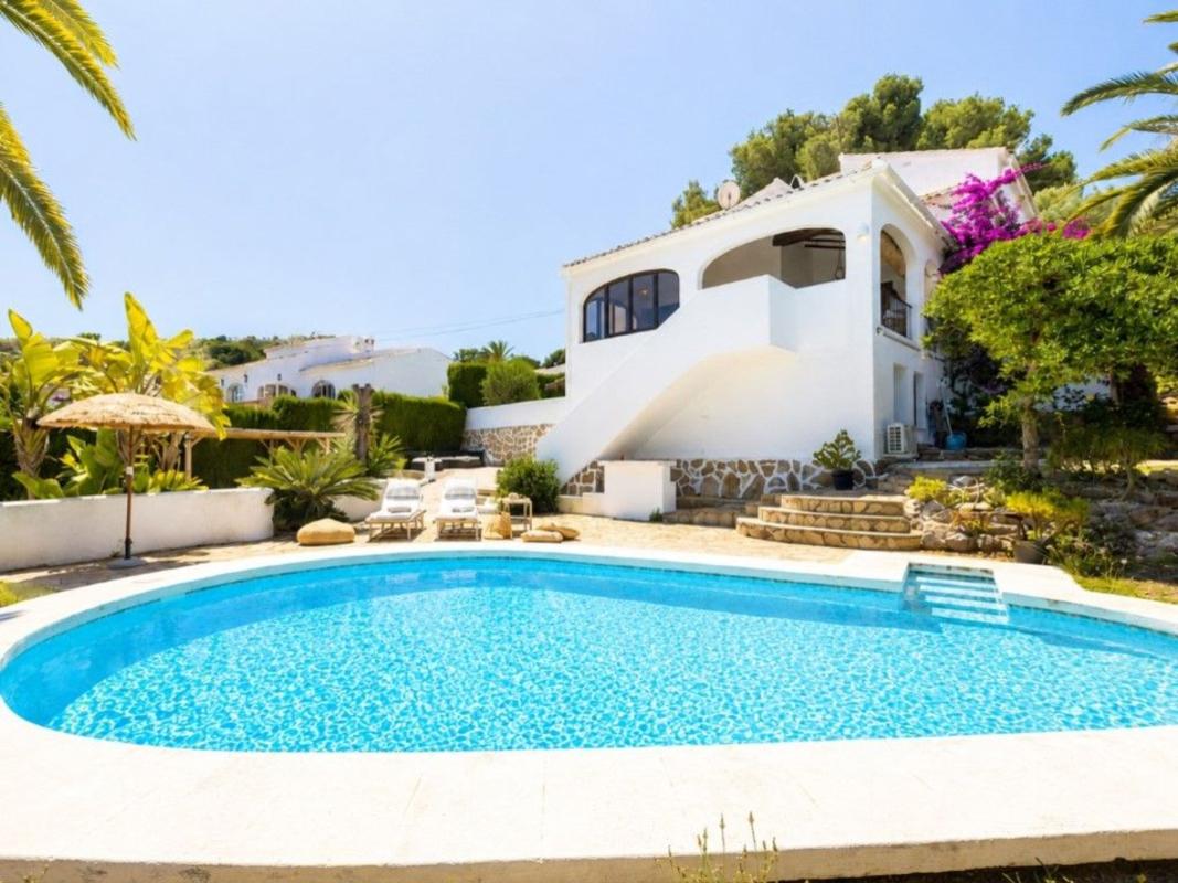 Properties for sale and rent in Spain photo 1