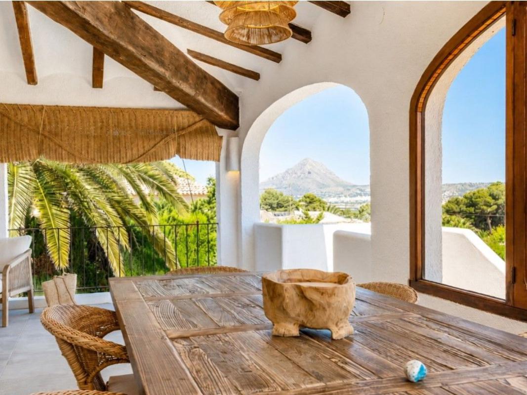 Properties for sale and rent in Spain photo 4