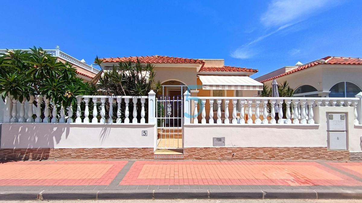 Продажа отдельного шале в Casa o chalet en Algorfa, Алгорфа photo 5