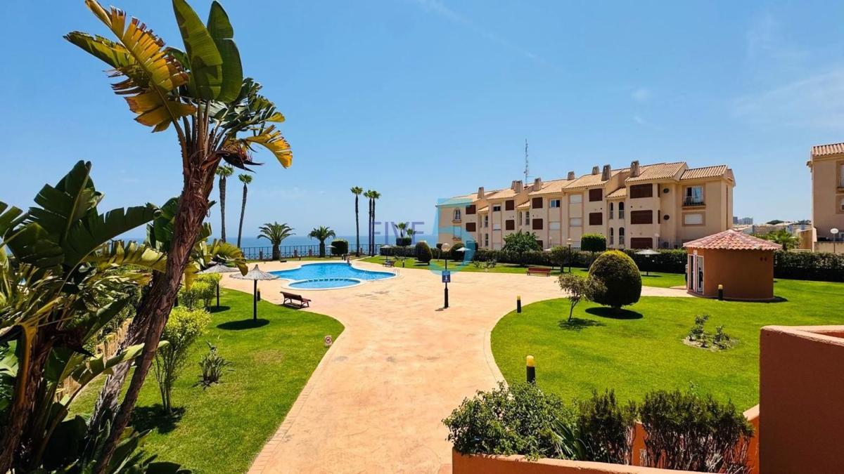 Venta de piso en Piso en Aguamarina, Orihuela, Orihuela
 photo 2
