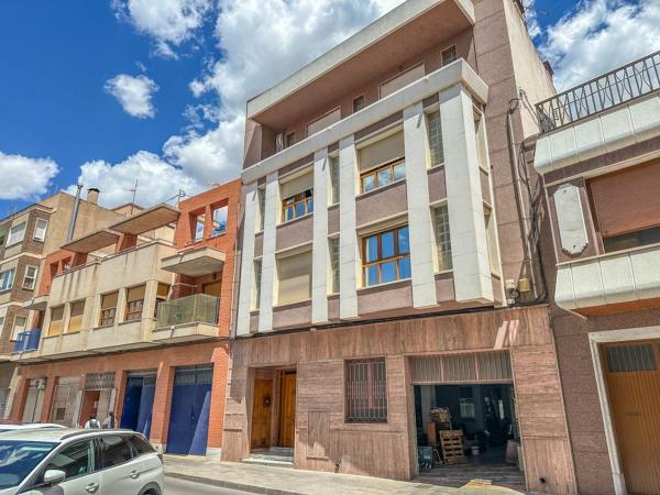 Продажа квартиры на Piso en Avenida Libertad, Bigastro, Бигастро
photo 1