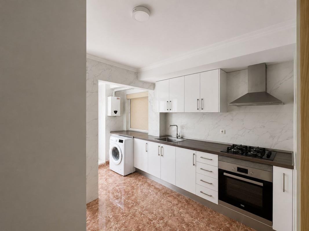 Продажа квартиры на Piso en Calle del General Aldave, Carolinas Bajas, Alicante / Alacant, Аликанте / Алакант
photo 1