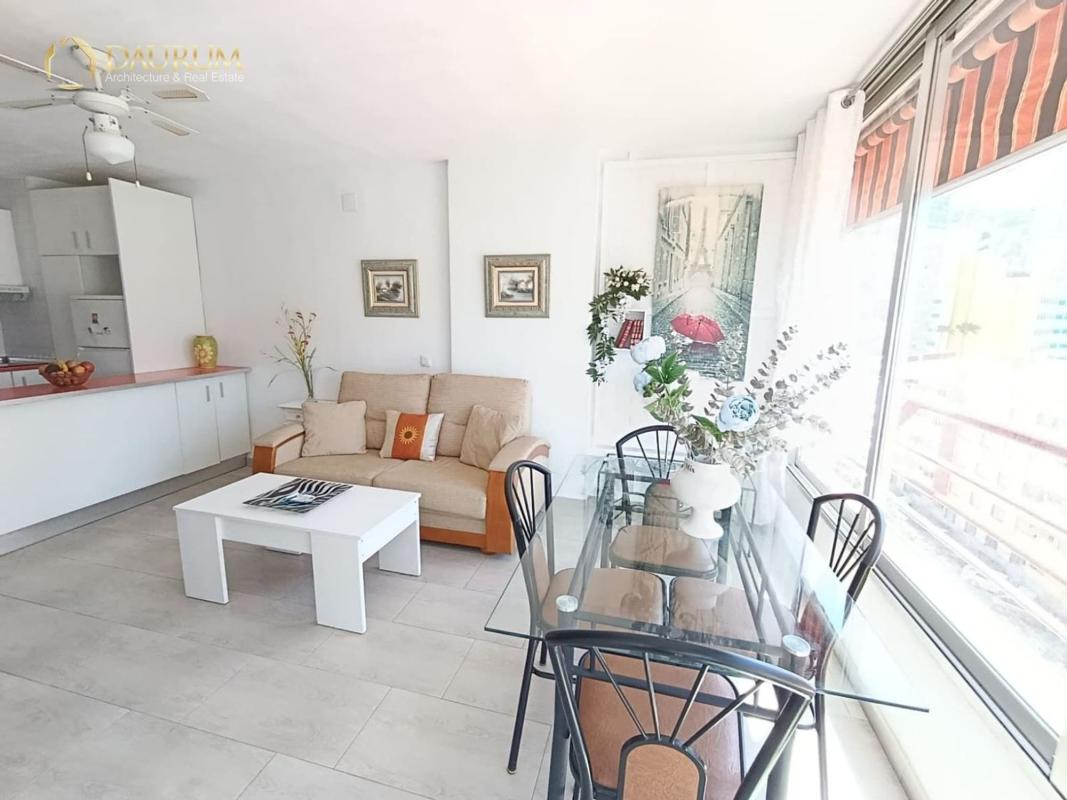 Venta de piso en Piso en Calle de Londres, Zona Sierra Helada, Benidorm, Benidorm
 photo 2