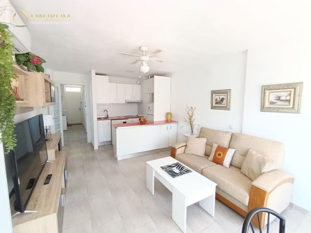 Venta de piso en Piso en Calle de Londres, Zona Sierra Helada, Benidorm, Benidorm
 photo 3