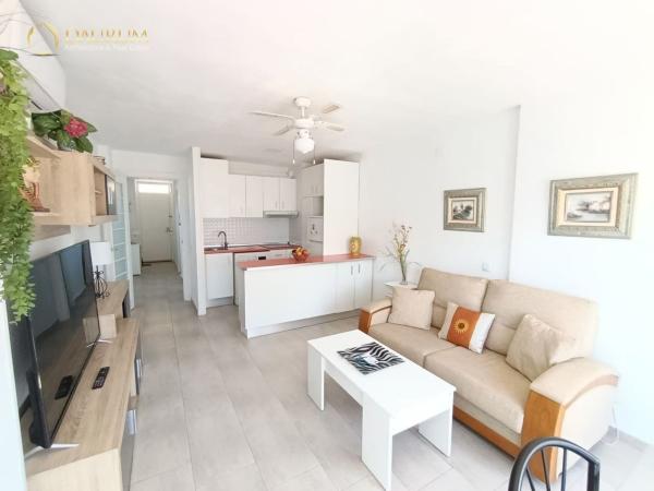 Продажа квартиры на Piso en Calle de Londres, Zona Sierra Helada, Benidorm, Бенидорм
thumbnail 2