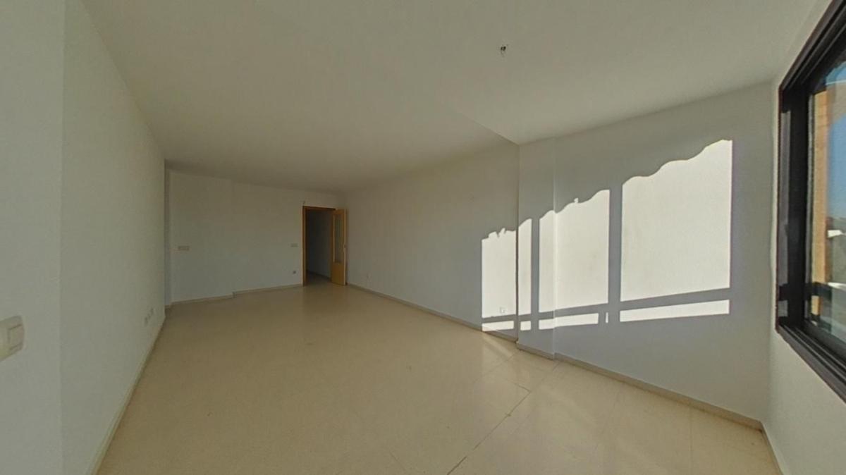 Venta de piso en Piso en Avenida Callosa D'Ensarrià, Pueblo Levante, Benidorm, Benidorm
 photo 3