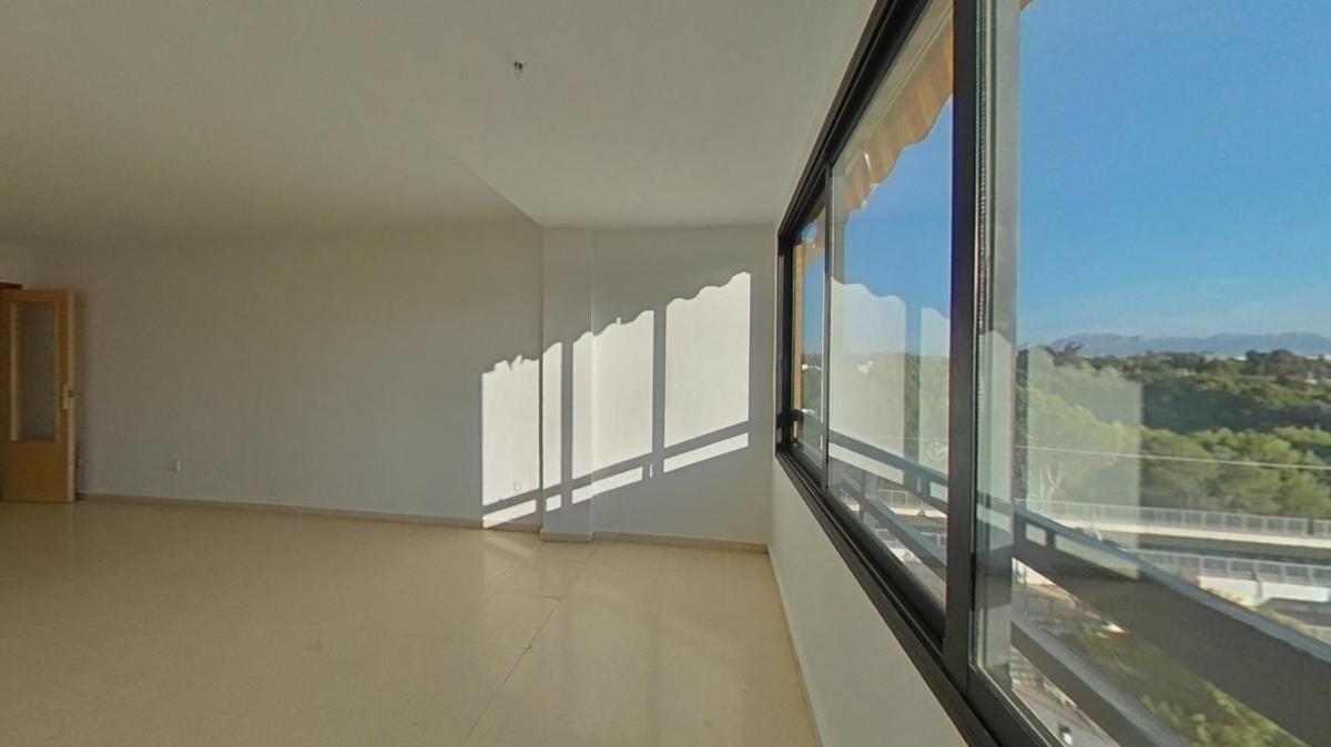 Venta de piso en Piso en Avenida Callosa D'Ensarrià, Pueblo Levante, Benidorm, Benidorm
 photo 4