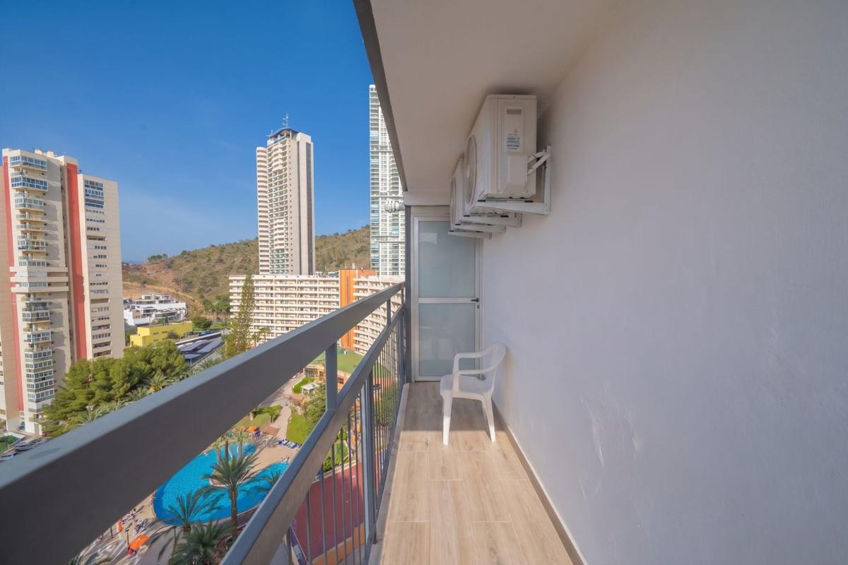 Продажа квартиры на Piso en Avenida de Montecarlo, Zona Sierra Helada, Benidorm, Бенидорм
photo 1
