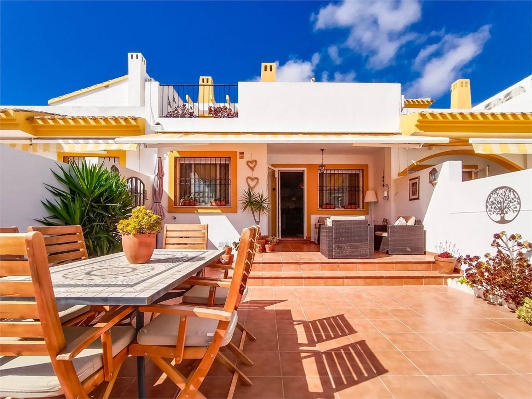 Propiedades en venta y alquiler en España photo 1