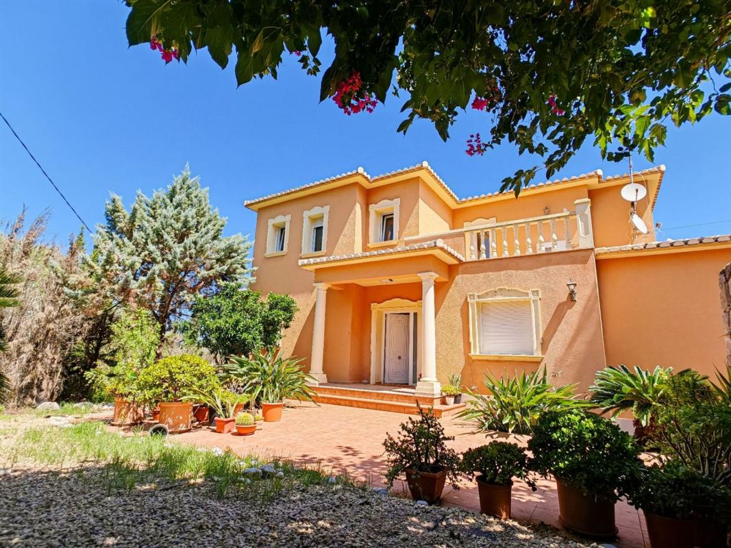 Venta de chalet independiente en Casa o chalet en Centro Urbano, Denia, Denia
 photo 2