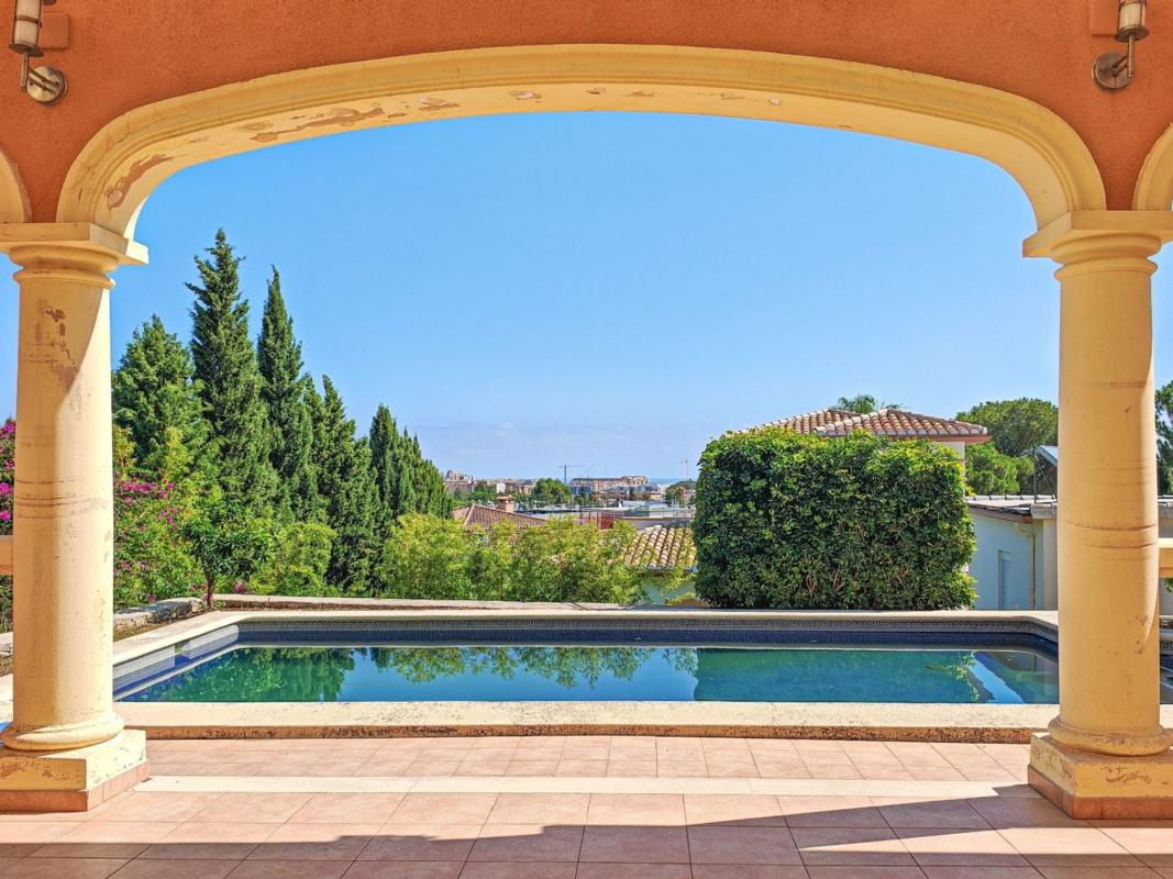Venta de chalet independiente en Casa o chalet en Centro Urbano, Denia, Denia
 photo 3