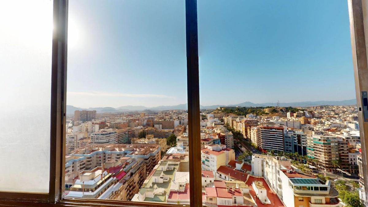 Venta de estudio en Piso en Calle Poeta Vila y Blanco, Ensanche-Diputación, Alicante / Alacant, Alicante / Alacant photo 2