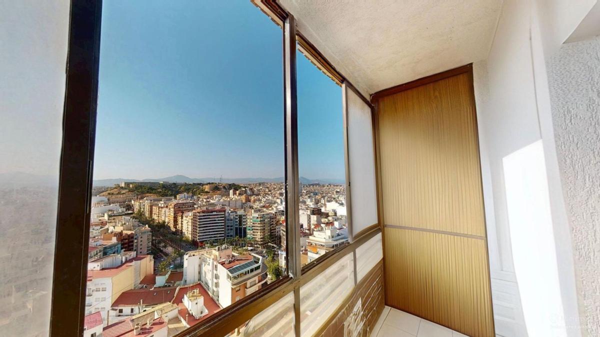 Venta de estudio en Piso en Calle Poeta Vila y Blanco, Ensanche-Diputación, Alicante / Alacant, Alicante / Alacant photo 3