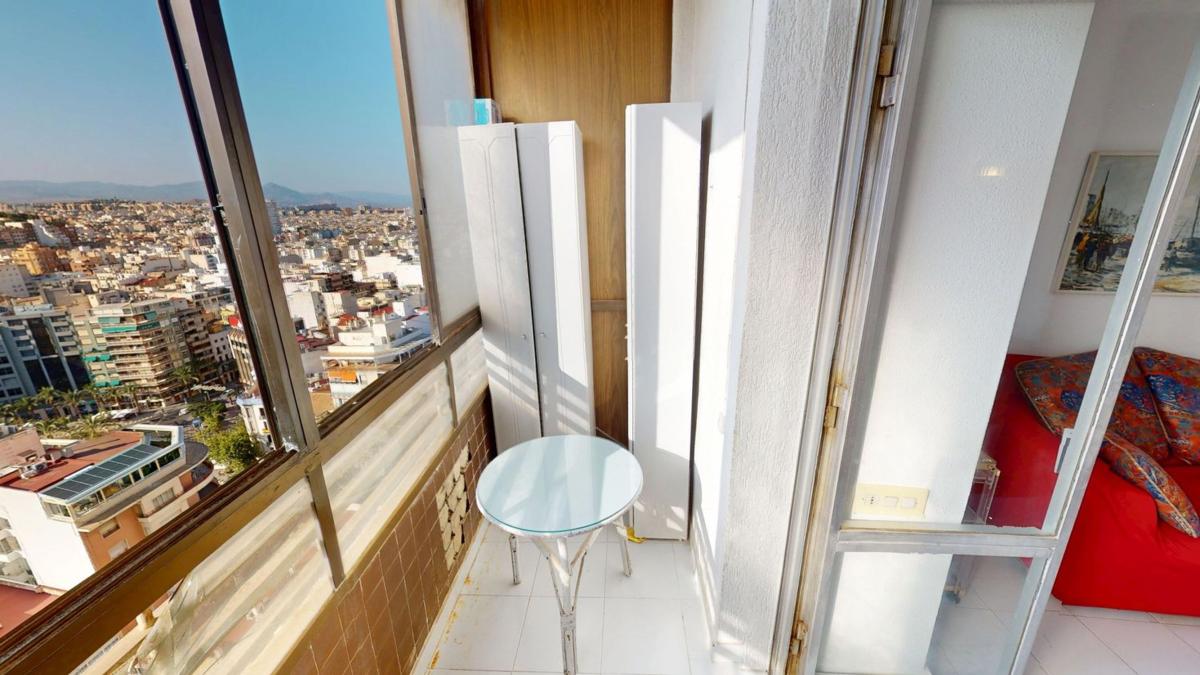 Venta de estudio en Piso en Calle Poeta Vila y Blanco, Ensanche-Diputación, Alicante / Alacant, Alicante / Alacant photo 5