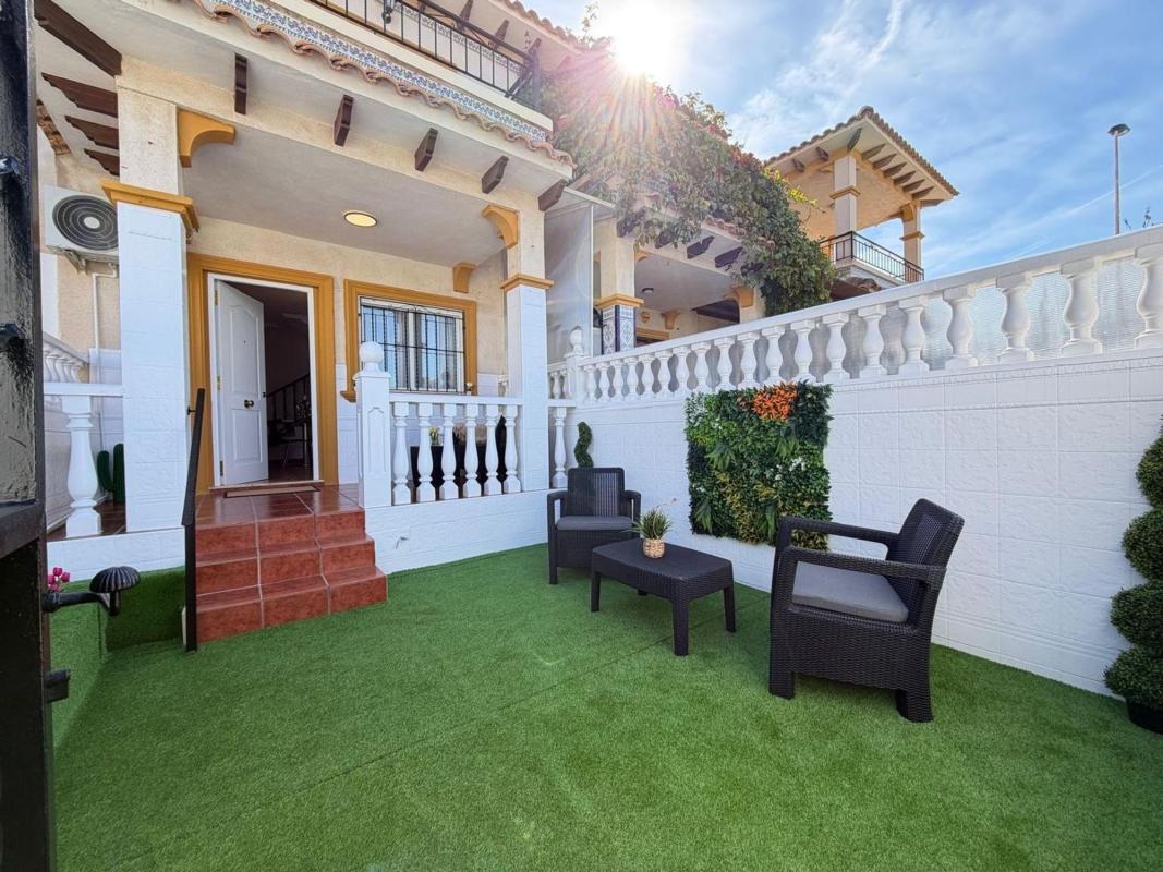 Properties for sale and rent in Spain photo 1