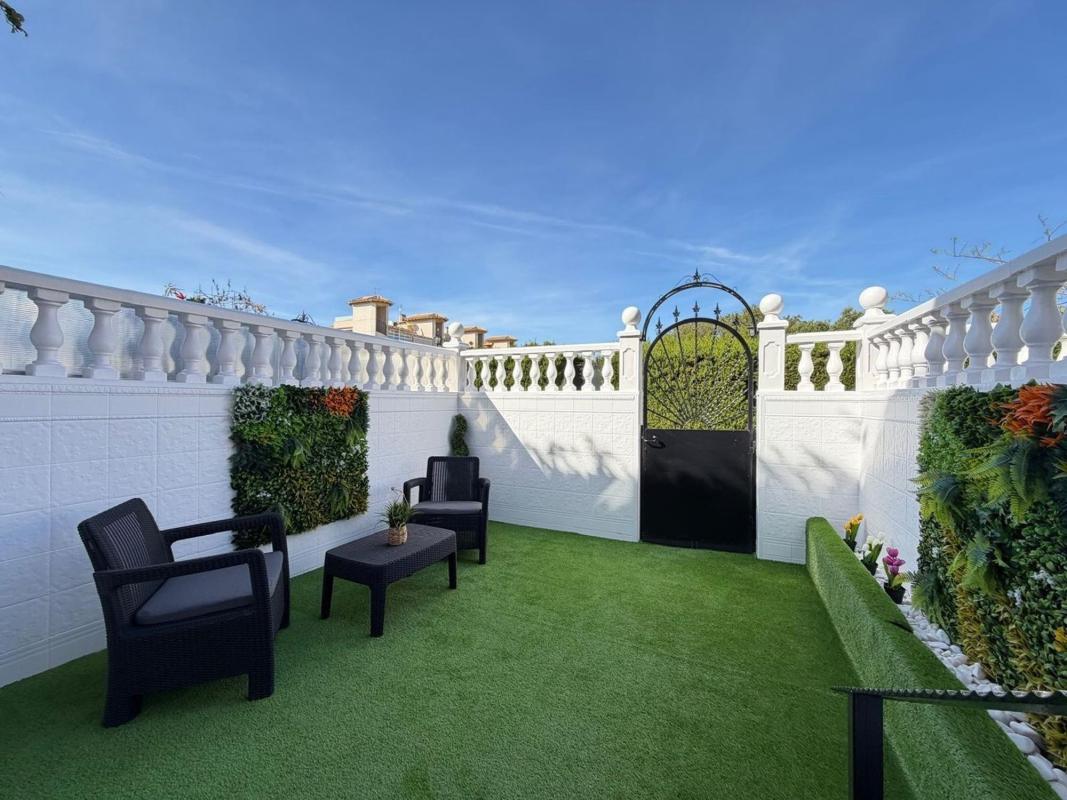 Properties for sale and rent in Spain photo 5