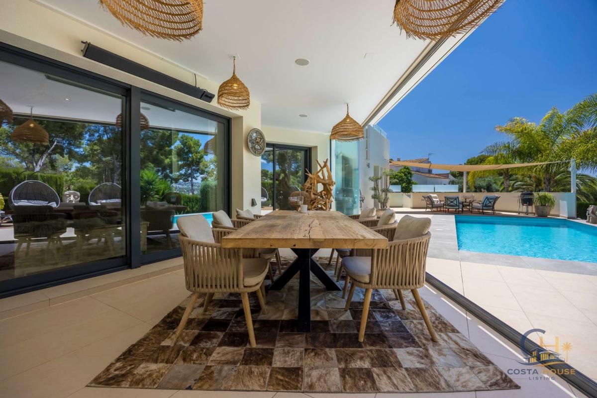 Properties for sale and rent in Spain photo 4