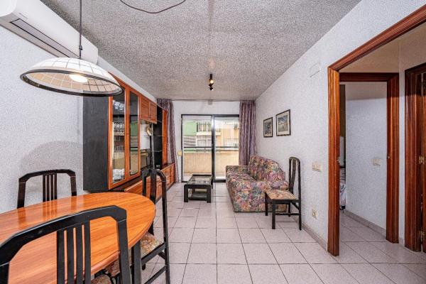 Venta de piso en Piso en Calle de Tomàs Ortuño, Centro Urbano, Benidorm, Benidorm
thumbnail 1