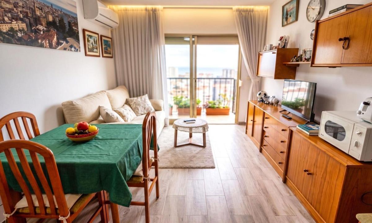 Venta de piso en Piso en Calle d'Alacant, 11, Puerto, Benidorm, Benidorm
photo 1