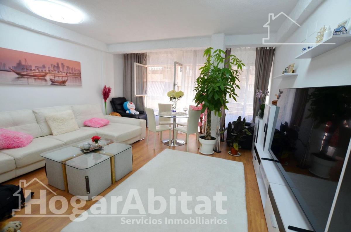 Продажа квартиры на Piso en Calle Pintor Gisbert, Santo Domingo, Alicante / Alacant, Аликанте / Алакант
photo 2