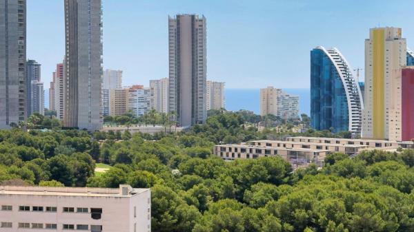 Sprzedaż mieszkania w Piso en Calle Presidente Adolfo Suárez, Pueblo Poniente, Benidorm, Benidorm
photo 1