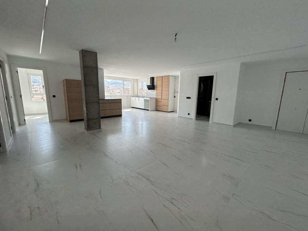 Venta de piso en Piso en Avenida de Madrid, Petrer, Petrer
photo 3