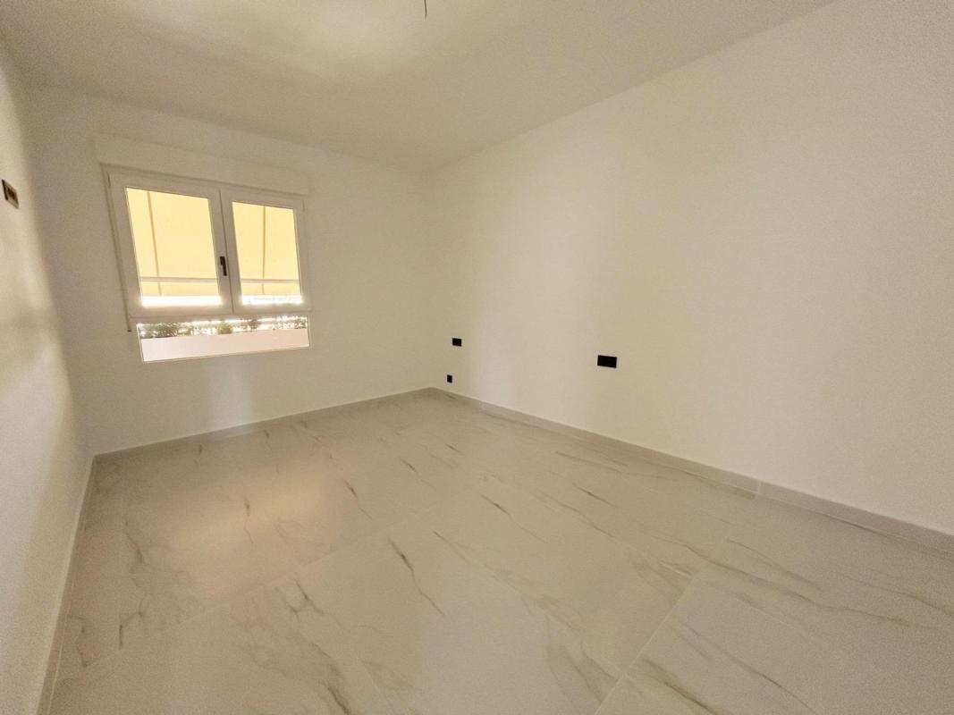 Venta de piso en Piso en Avenida de Madrid, Petrer, Petrer
photo 5