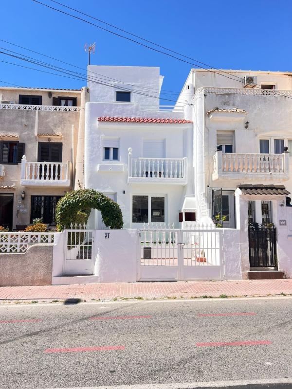 Propiedades en venta y alquiler en España photo 1