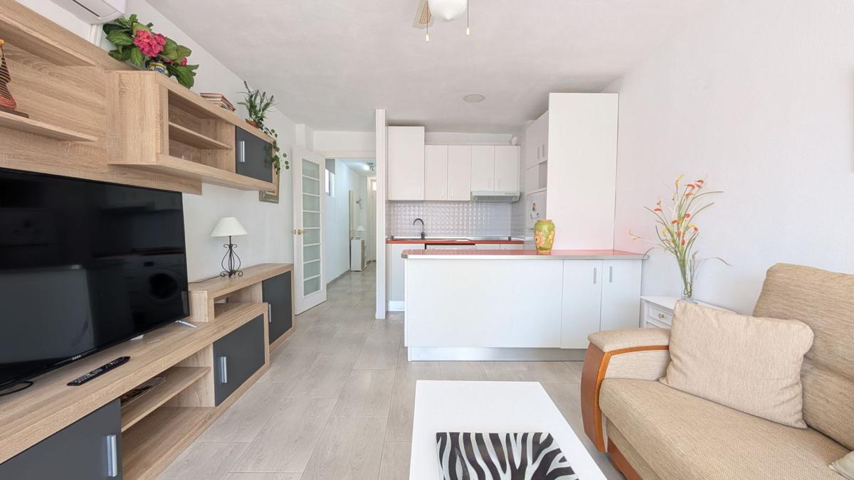 Venta de piso en Piso en Calle de Londres, 4, Zona Sierra Helada, Benidorm, Benidorm
photo 3