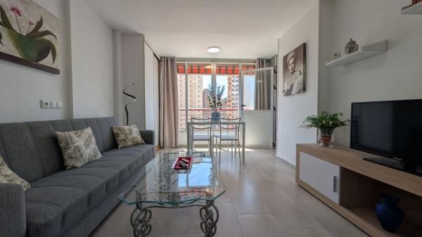 Sprzedaż mieszkania w Piso en Calle de Londres, 4, Zona Sierra Helada, Benidorm, Benidorm
photo 1