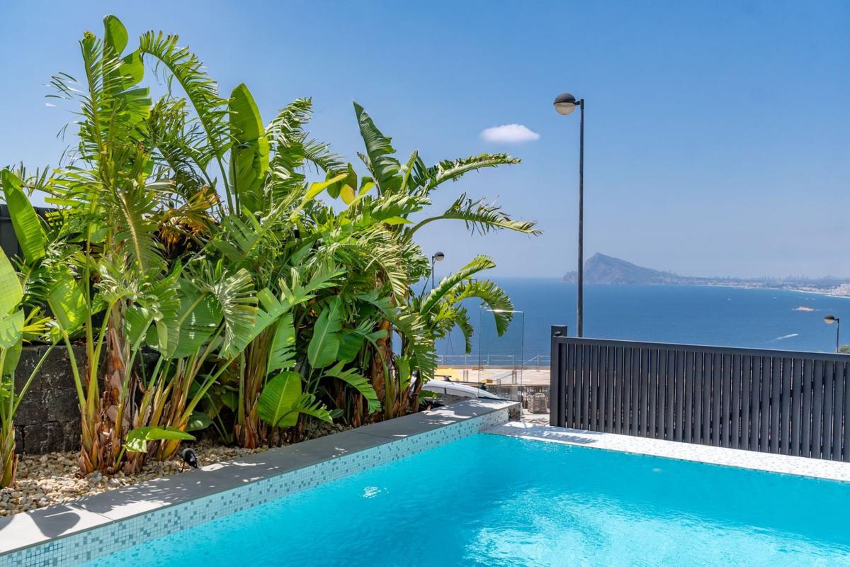 Properties for sale and rent in Spain photo 4