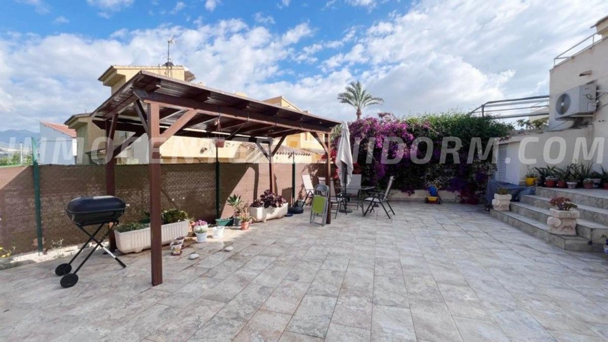 Properties for sale and rent in Spain photo 2