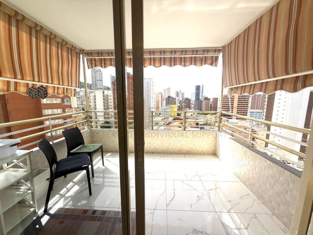 Sprzedaż mieszkania w Piso en Avenida de Roma, 9, Zona Sierra Helada, Benidorm, Benidorm
 photo 2
