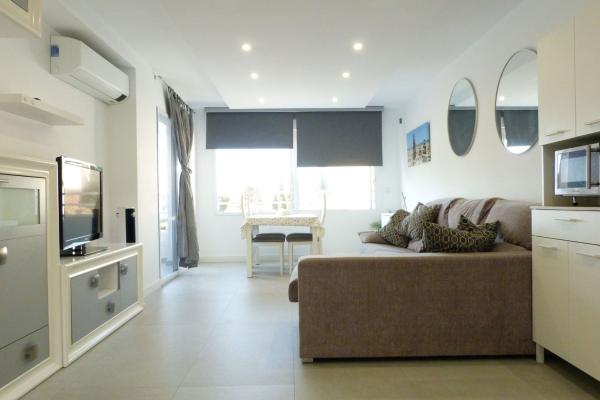 Venta de piso en Piso en Noruega, Poble Nou - Montiboli, La Villajoyosa / Vila Joiosa, La Villajoyosa / Vila Joiosa
 photo 1