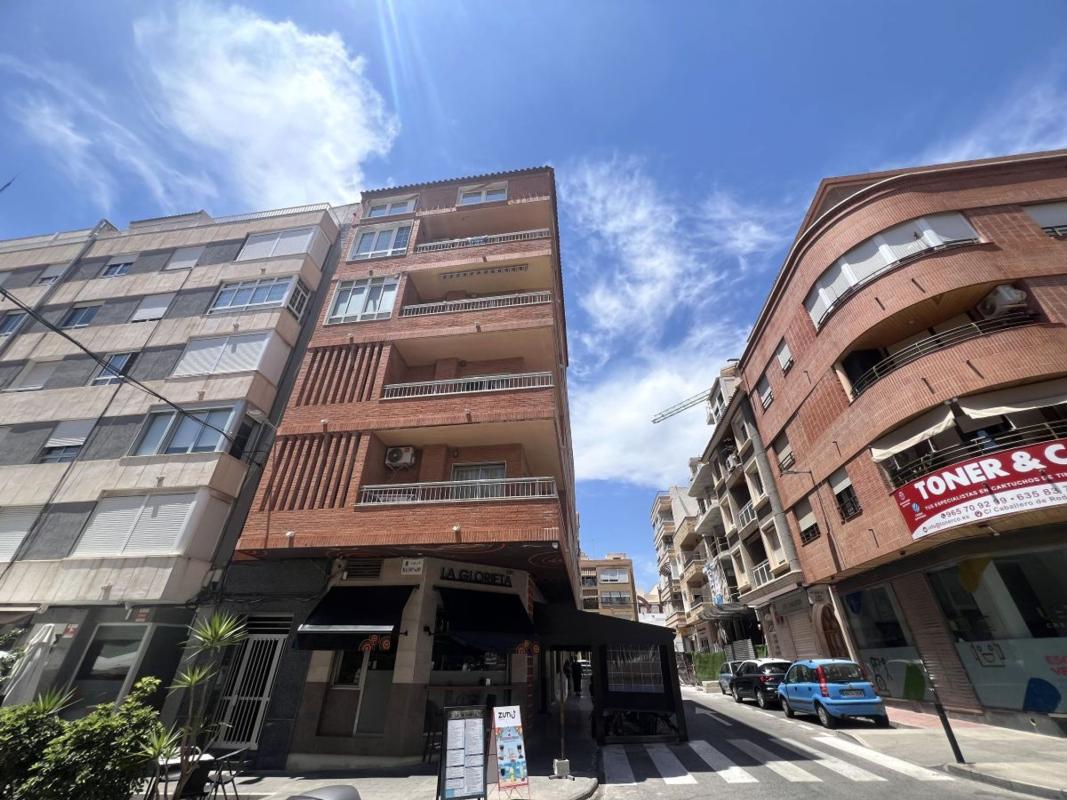 Venta de piso en Piso en Maldonado, 1, Centro - Muelle Pesquero, Torrevieja, Torrevieja
photo 1
