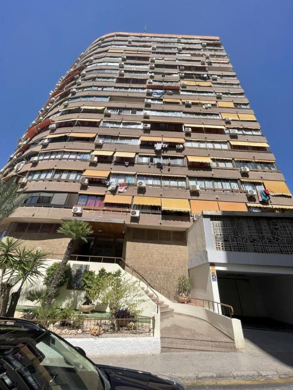 Venta de piso en Piso en Zona Sierra Helada, Benidorm, Benidorm
photo 1