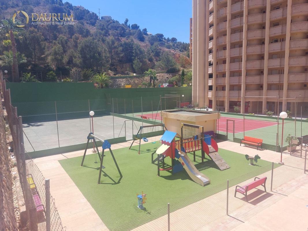 Sprzedaż mieszkania w Piso en Calle de Viena, Zona Sierra Helada, Benidorm, Benidorm
photo 1
